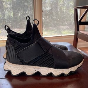 Sorel kinetic slip on sneakers